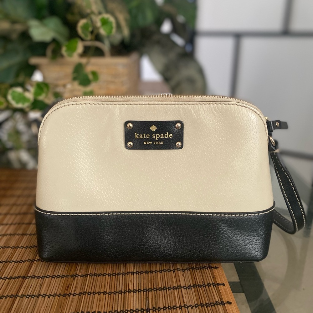 Kate Spade Black and White Crossbody - Picture 2 of 11